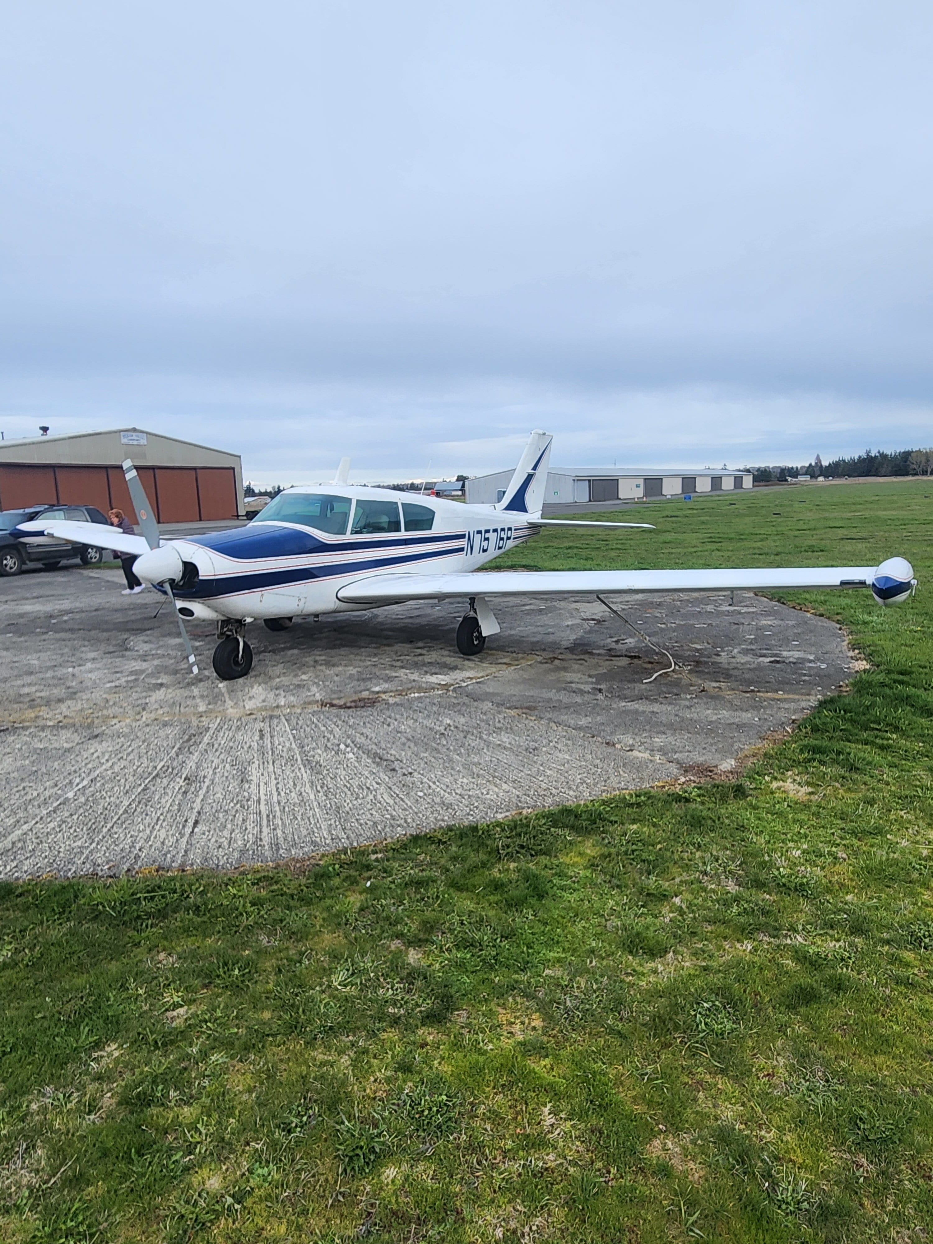 n7576p left front| Sequim Flight instructor Scott Brooksby